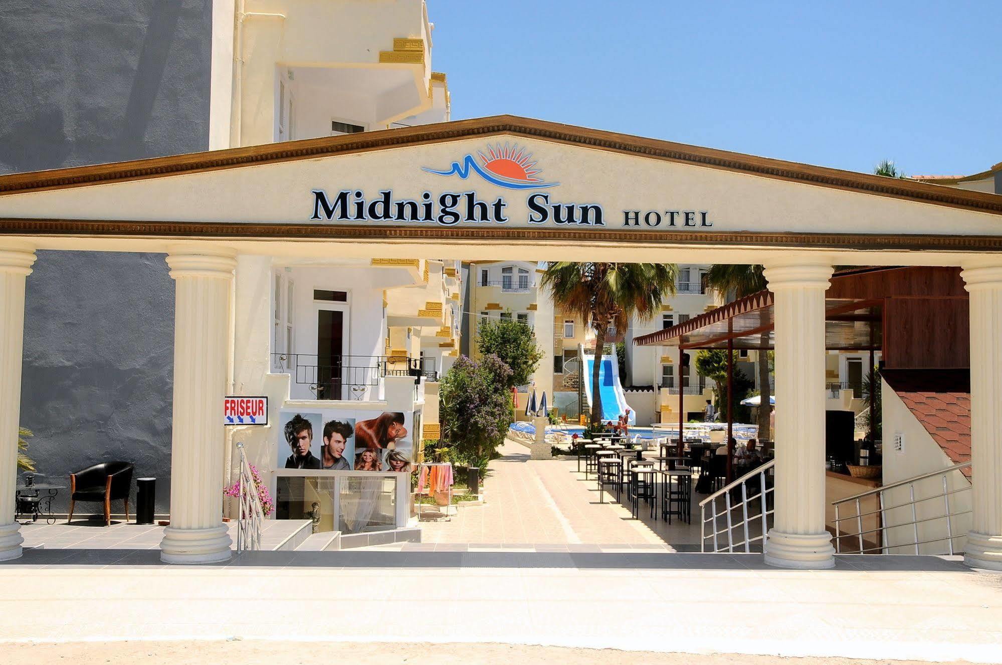 Midnight Sun Hotel Side Exterior photo